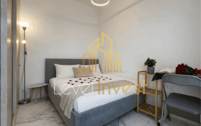 Apartament z&nbsp;sypialnią, strefą dzienną i&nbsp;prywatnym ogródkiem