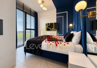Apartament Sol Marina w Wiślince — sypialnia z wyjściem na taras