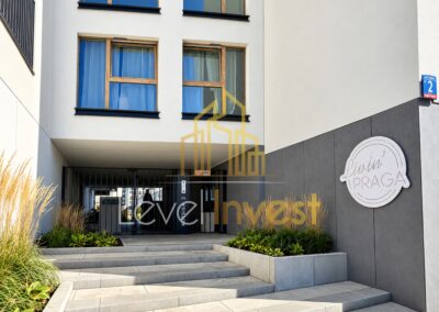 Apartament przy ul. Kotsisa w Warszawie — zdjęcie 1