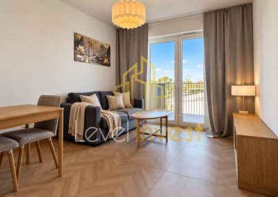 Apartament przy ul. Kotsisa w Warszawie — zdjęcie 8