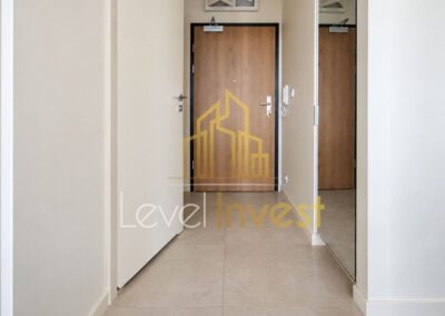 Apartament przy ul. Miedzianej we Wrocławiu — przedpokój