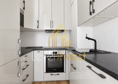 Mieszkanie przy Jana Czochralskiego 9, Wrocław — zdjęcie z logo Level Invest