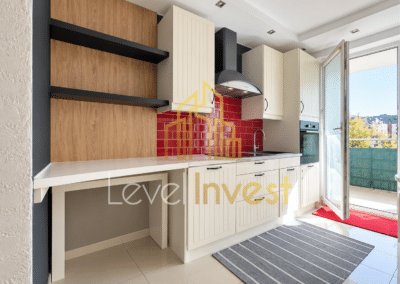 Mieszkanie Obornicka 105A, Wrocław — zdjęcie z logo Level Invest
