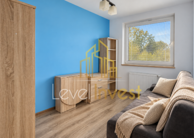 Mieszkanie przy Suwalskiej 28, Wrocław — zdjęcie z logo Level Invest